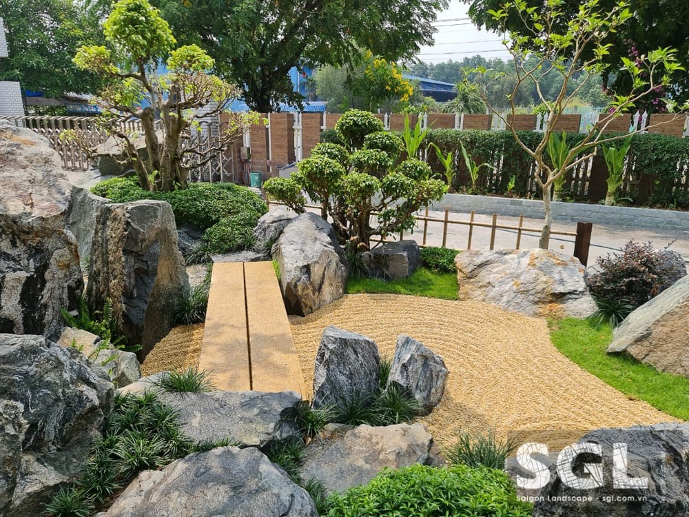 Thiết Kế Và Thi Công Sân Vườn