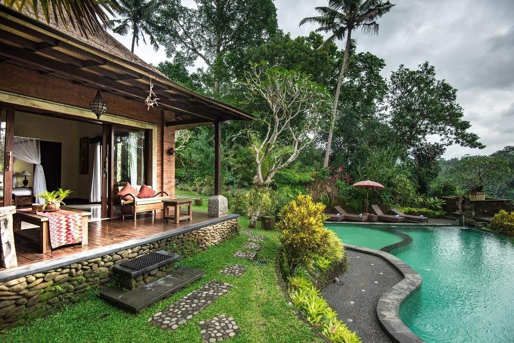 Sân vườn tiểu cảnh khu resort bắt mắt và độc đáo