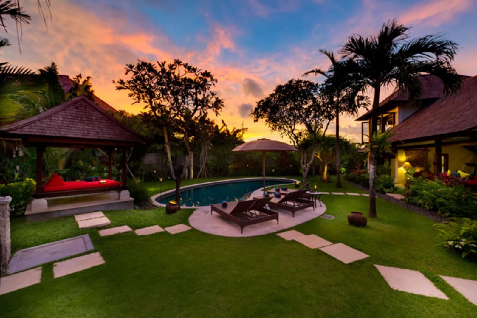 Phối cảnh sân vườn cỏ nhân tạo khu resort cao cấp